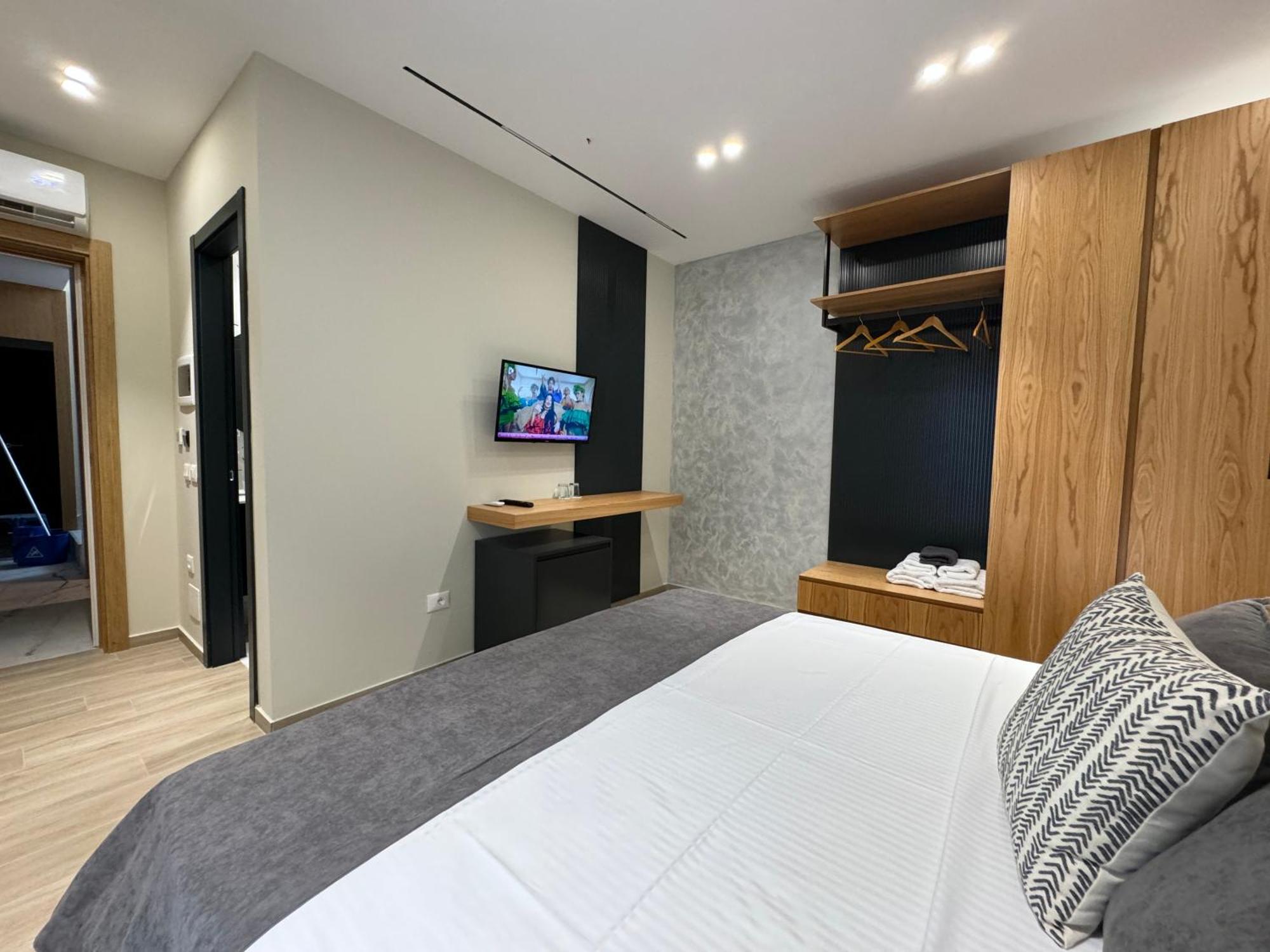 Twins Hotel Vlorë Екстериор снимка