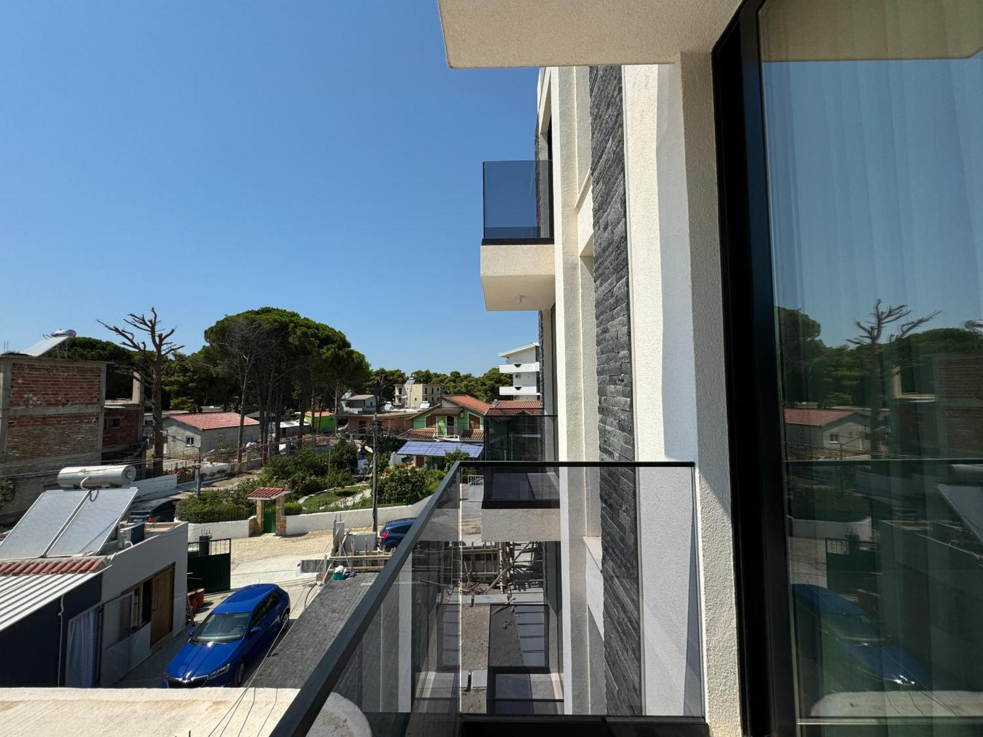 Twins Hotel Vlorë Екстериор снимка